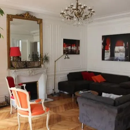 Apartment 5 Bdr, 10 Ppl Georgous Typical Parisian Flat Paris